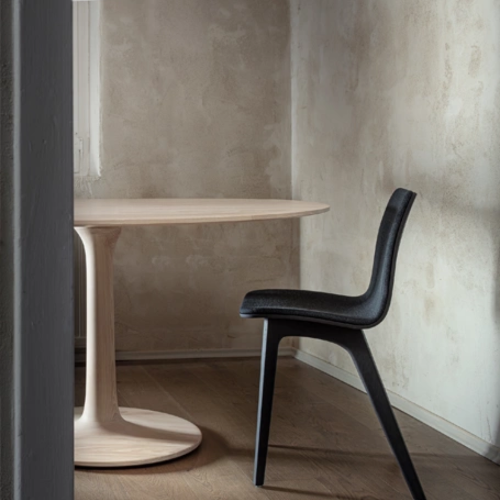 Chaise mobilier contemporain